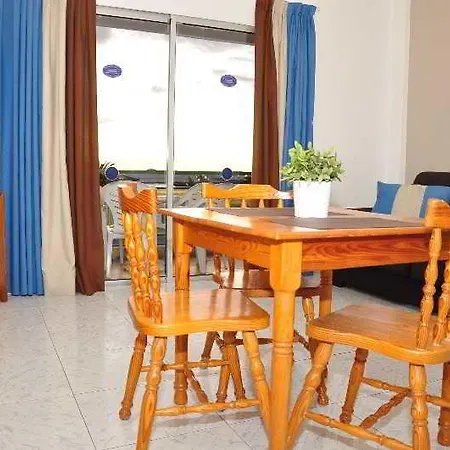 Comodoro Appartement *